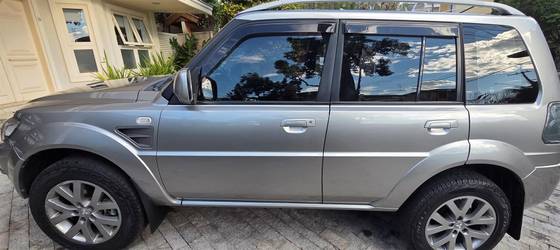 MITSUBISHI PAJERO TR4 2.0 4X2 16V 140CV FLEX 4P AUTOMÁTICO MITSUBISHI PAJERO TR4 2.0 4X2 16V 140CV FLEX 4P AUTOMÁTICO